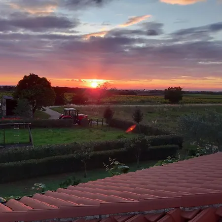 Nika's Sea View Oasis Apartmán